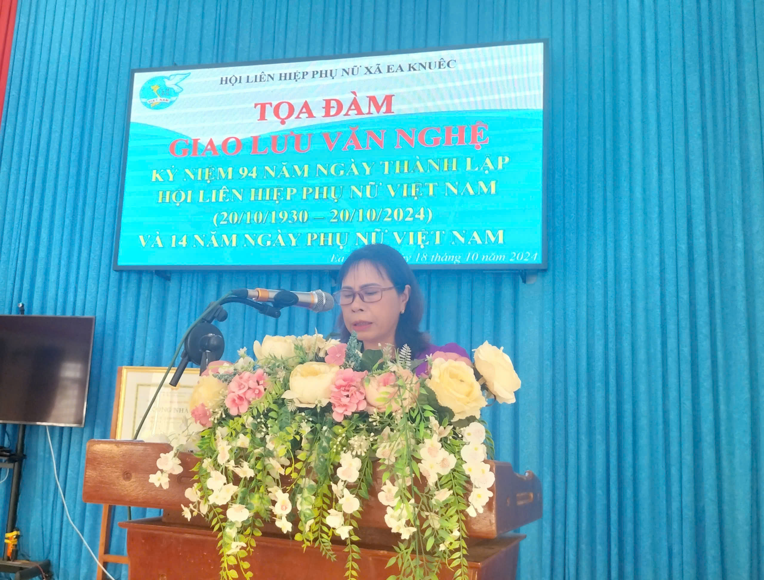 HỘI LIÊN HIỆP PHỤ NỮ XÃ TỔ CHỨC TỌA ĐÀM VÀ GIAO LƯU VĂN NGHỆ KỶ NIỆM 94 NĂM NGÀY THÀNH LẬP HỘI LIÊN HIỆP PHỤ NỮ VIỆT NAM (20/10/1930 - 20/10/2024) VÀ 14 NĂM NGÀY PHỤ NỮ VIỆT NAM.